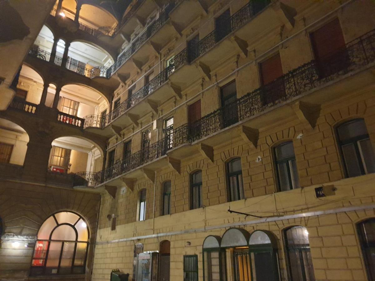 A Twist Of Nature Apartamento Budapest Exterior foto